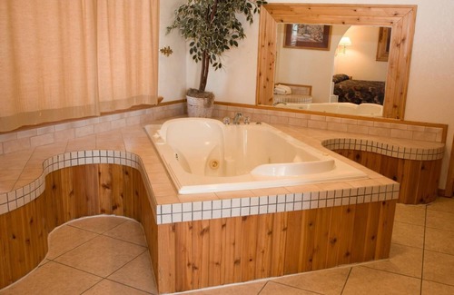 Mandan Hotel | North Country Inn & Suites