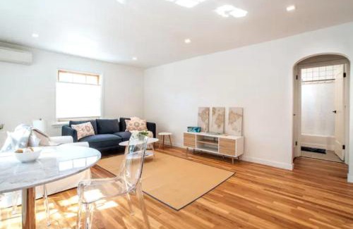 North End Apartment | North End Bungalow