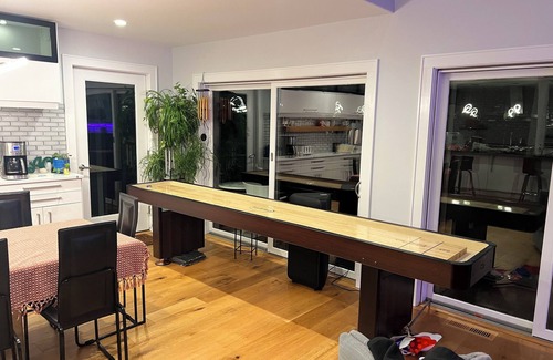 Southold House | North Fork Waterfront Home - Lots of Room - Luxurious Comfort