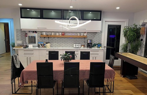 Southold House | North Fork Waterfront Home - Lots of Room - Luxurious Comfort