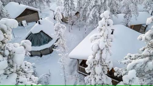 Saariselka Ski Chalet | North Frontier Aurora Hut Kota