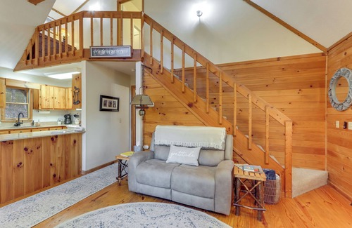 Blairsville Cabin | North Georgia Mountain Escape: Family Friendly!