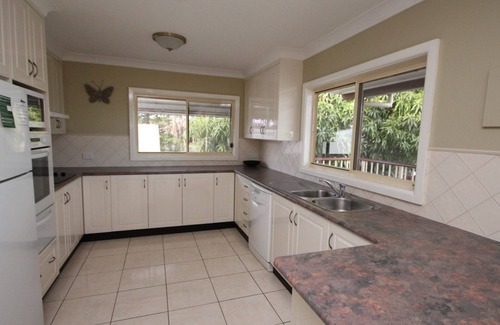 North Haven House | North Heaven Station