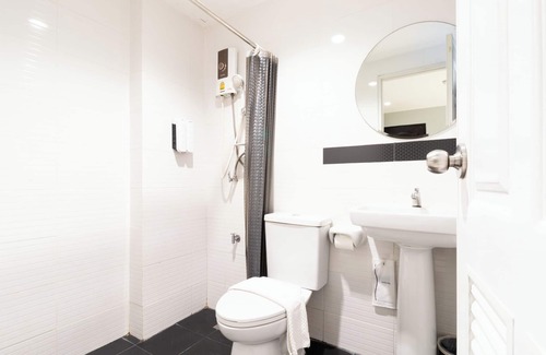 Chang Phueak Hotel | North Inn Town