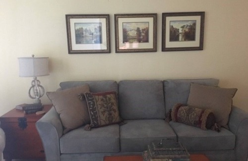 Naples Condo | North Naples location Golf, beaches attractions in close proximity