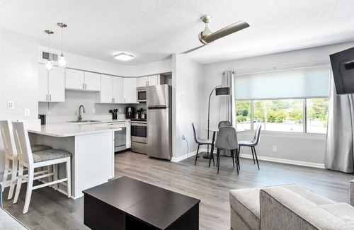 Caine Woods Condo | North OC Oceanblock Condo 1bed/2 BA 141st