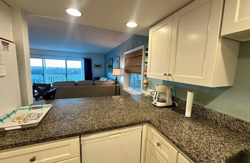 North Ocean City Condo | North OC Oceanfront Condo. Big deck. Entire 1st floor. fully remodeled in 2025.