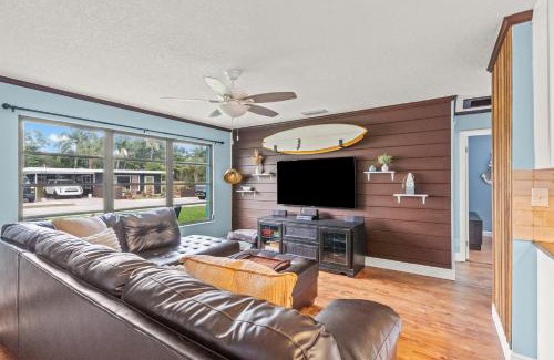 Juno Ridge House | North Palm Beach Surf Shack - Parkyourboat!