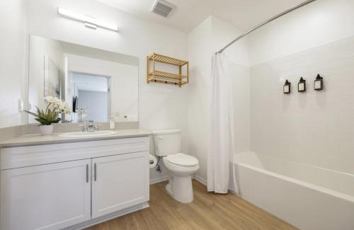 North Park Apartment | North Park Modern 2BR King Beds, Workspaces, Parking