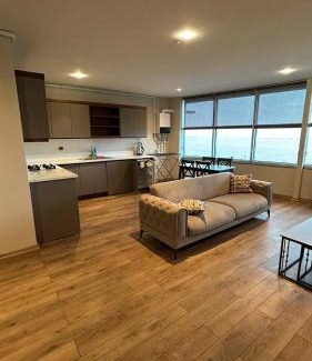 Arsin Apartment | North Pearl Arsin Suit