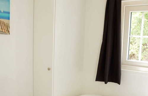 IJmuiden Ski Chalet | North Sea Chalet