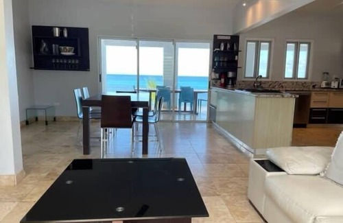Bravos de Boston House | North Shore Pointe-Five Bedroom - Vieques Ocean Front Compound
