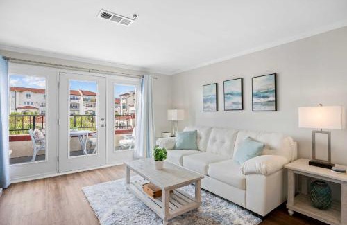 North Topsail Beach Apartment | North Topsail Beach Condo in Resort-Style Complex!
