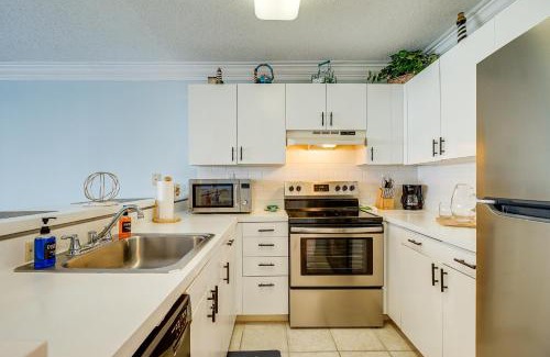 North Topsail Beach Apartment | North Topsail Beach Vacation Rental with Pool Access