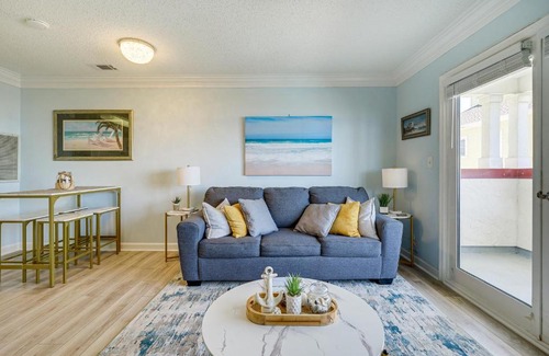 North Topsail Beach Apartment | North Topsail Beach Vacation Rental with Pool Access