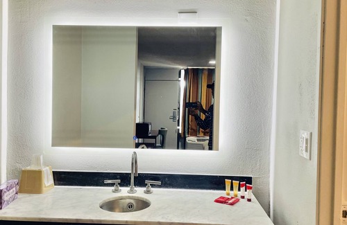 Houston Hotel | North Villa Inn
