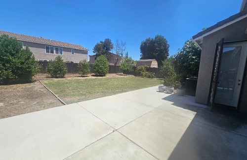 Visalia House | North Visalia Family Getaway – 5BR/3BA, Near Parks & Sequoia NP, Sleeps 12