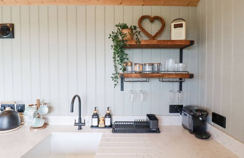 Bude Cottage | Northcott Hut
