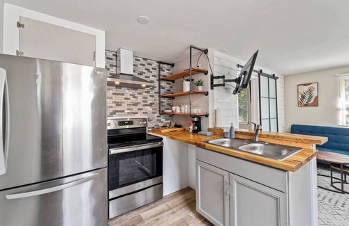 San Marco Apartment | Northeast Florida Retreat
