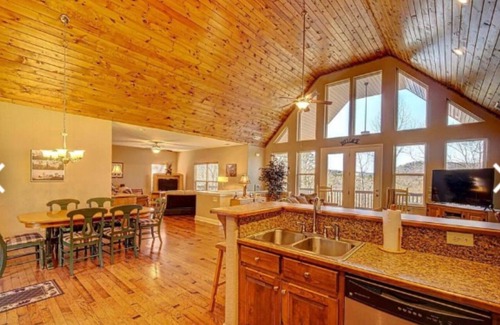 Clayton House | Northeast GA - Mountain & Golf Course Views - Kingwood Resort - Built 2009
