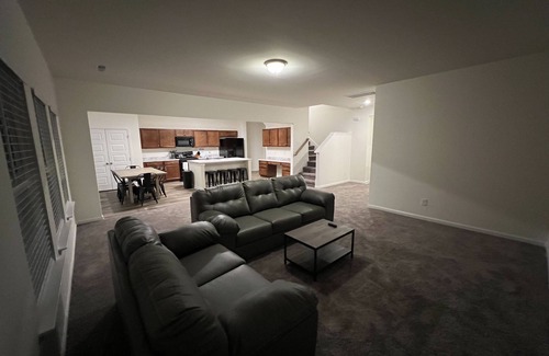 New Market House | Northeast Huntsville House with 4 Bedrooms