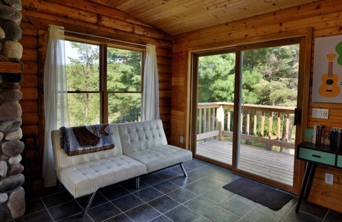 Solon Springs Cabin | Northern Aloha – Barnes | 1 Bed, 1 Bath