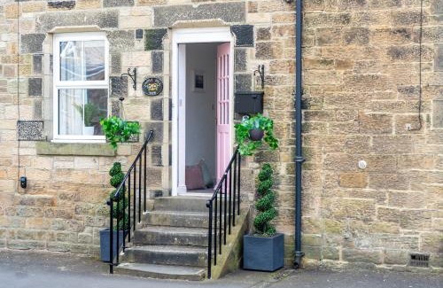 Seahouses House | Northern Hideaways, Castle Hill View