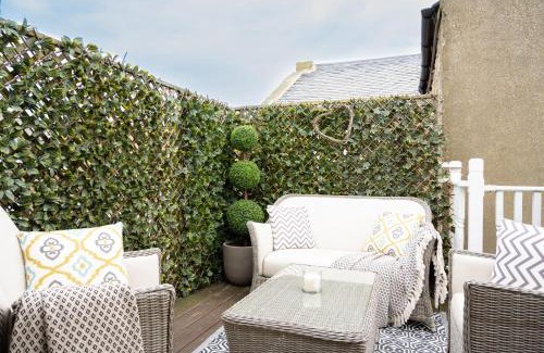 Seahouses House | Northern Hideaways Grace Cottage, Seahouses