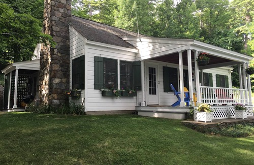 North Lake George Cottage | Northern Lake George lakefront