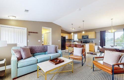 Douglas Apartment | Northern Light Condominiums: Jack's Perch