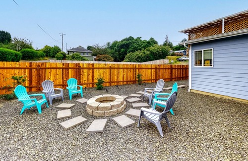 North Bend House | Northern Retreat W/Bay Views, Furnished Deck, Free WiFi, Game Room, & Foosball!