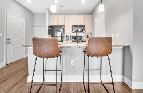 Paw Creek Apartment | Northlake Gem minutes from Uptown