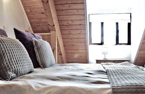 Chichester Ski Chalet | Northlands Farm - Chalet 1 Farm Stay