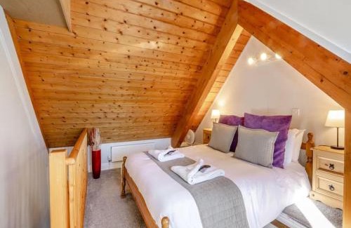 Chichester Ski Chalet | Northlands Farm Superior Chalet 1