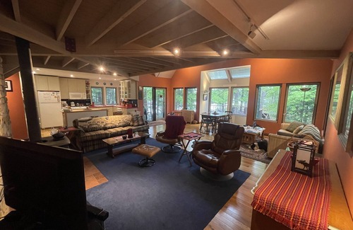 Three Lakes House | Northouse, Lakefront Home on Laurel Lake