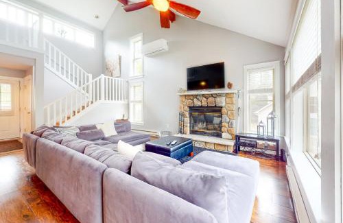 Tannersville House | Northridge Retreat