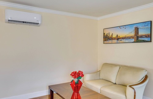 Northridge House | Northridge Vacation Rental Near Shopping & Dining!