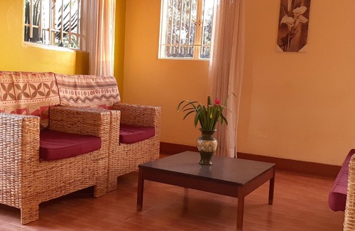 Kampala Hotel | Northroad Governor Villas Hotel
