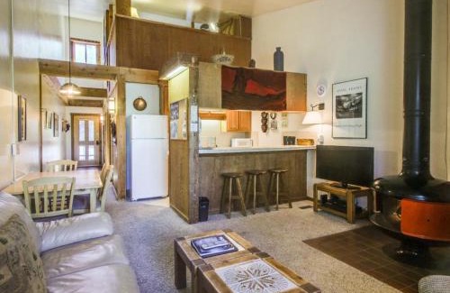 Truckee Apartment | Northstar Ski Trails