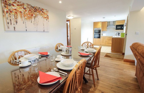 Craven Arms Cottage | NORTON COTTAGE, family friendly, character holiday cottage in Ludlow