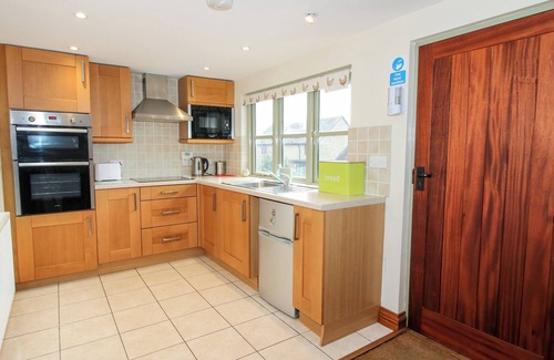 Craven Arms Cottage | NORTON COTTAGE, family friendly, character holiday cottage in Ludlow