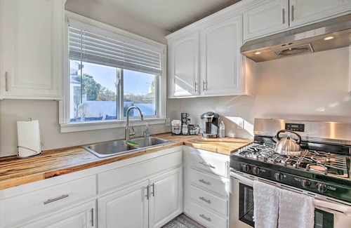 Norwalk House | Norwalk Retreat w/Pool ~ 11 Mi to Disneyland Park