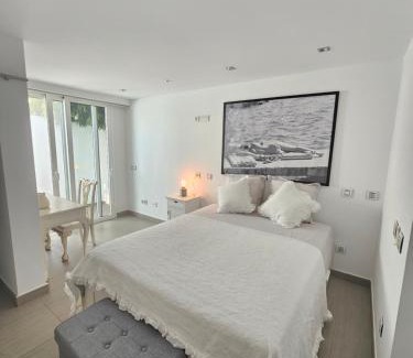 Los Cristianos Villa | Nosotros Luxury Villa