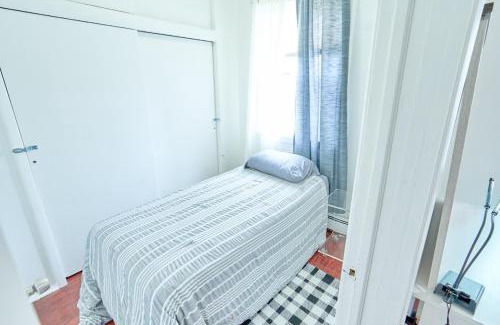 West New York Apartment | not aavaailable is closeee
