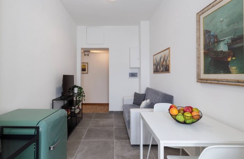 Lorenteggio Apartment | notaMi - Fiordalisi 1 - Flower District