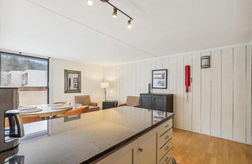 Stowe Area House | Notchbrook 26AB