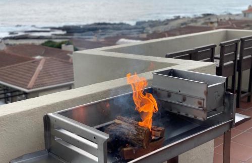 Hermanus Apartment | Nothing But View