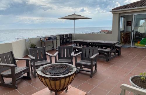 Hermanus Apartment | Nothing But View