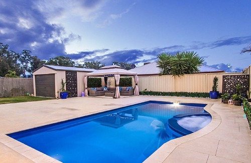 Secret Harbour House | Nottely @ Secrets... Luxurious short term accommodation