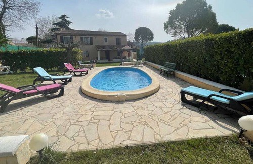 Saint-Etienne-du-Gres House | Nouvelle Annonce! Rez-de-chaussée Privatif - Alpilles - Piscine